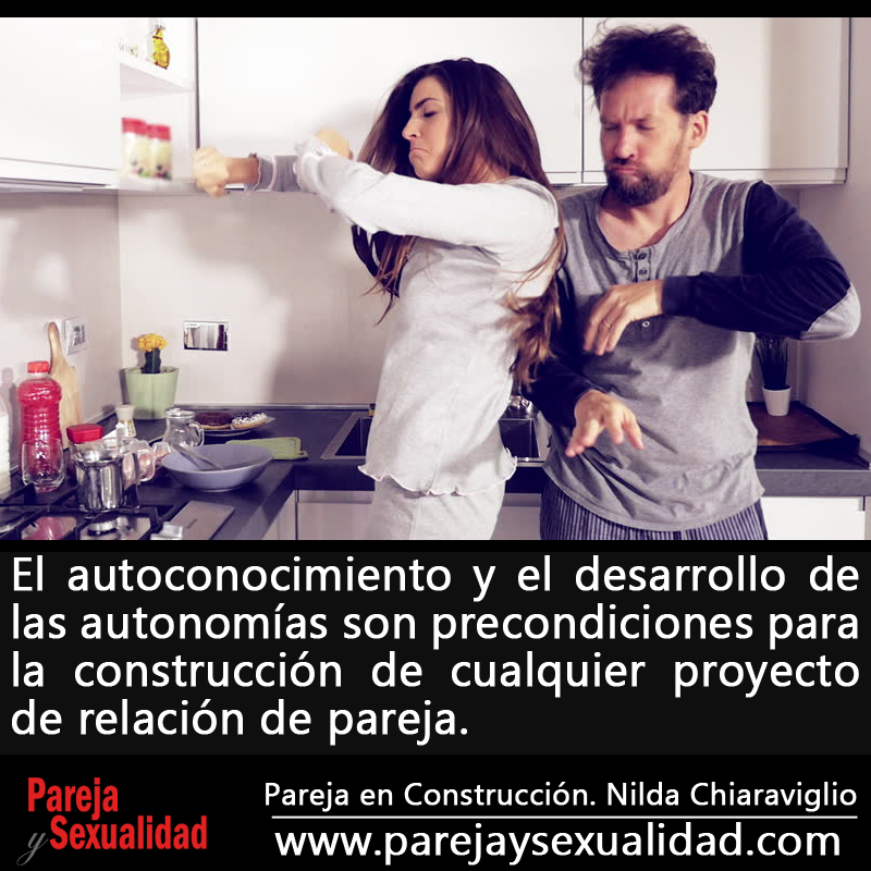 Pareja en Construcción. Nilda Chiaraviglio.